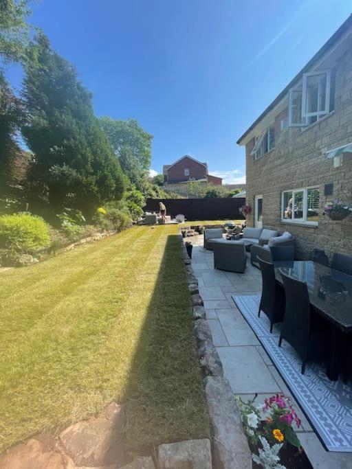 Home In Wirral - Peaceful Contemporary Gem. 外观 照片